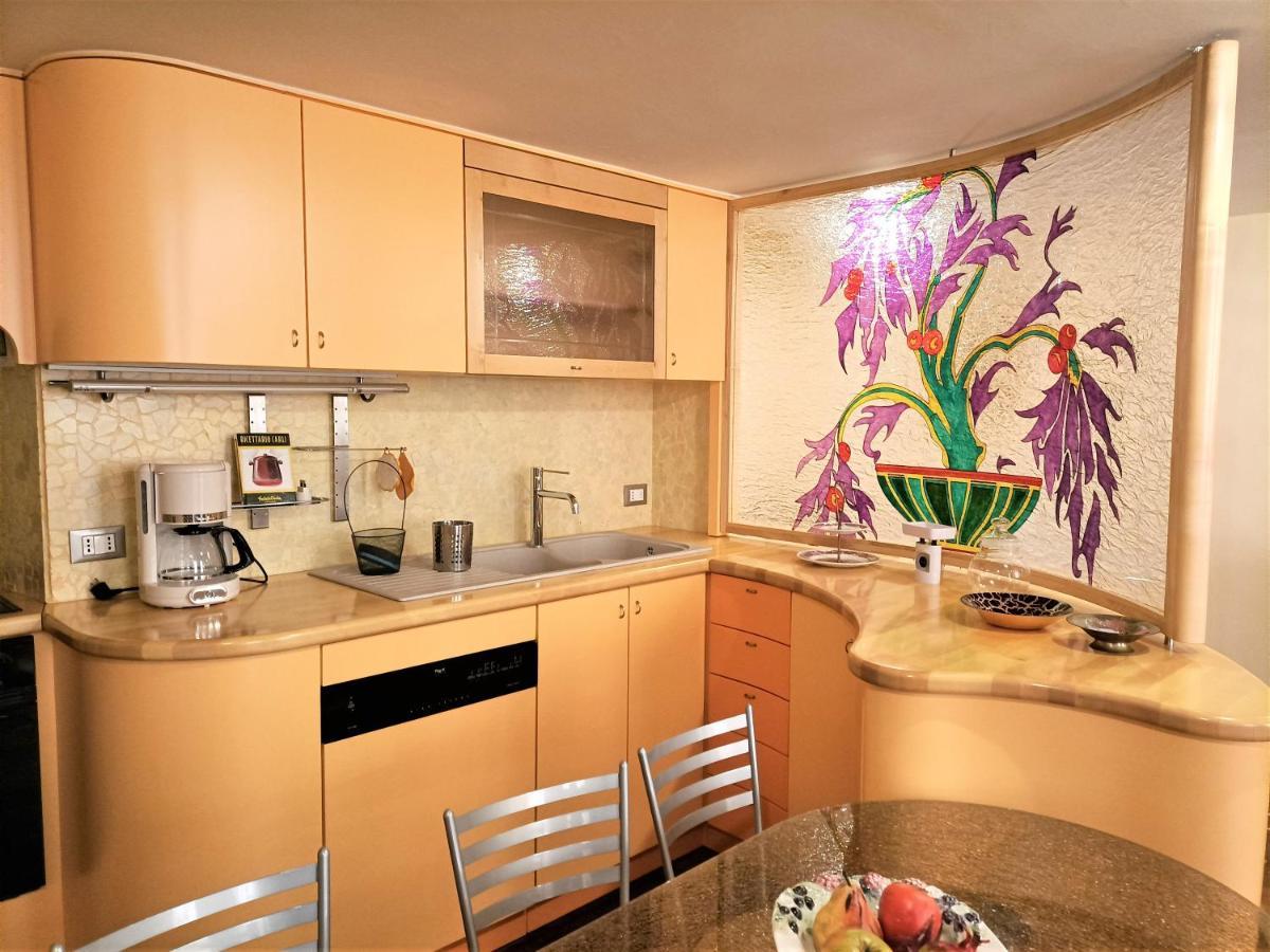 Apartamento Casa Alexandra In Centro E A Pochi Passi Dal Mare Imperia Exterior foto